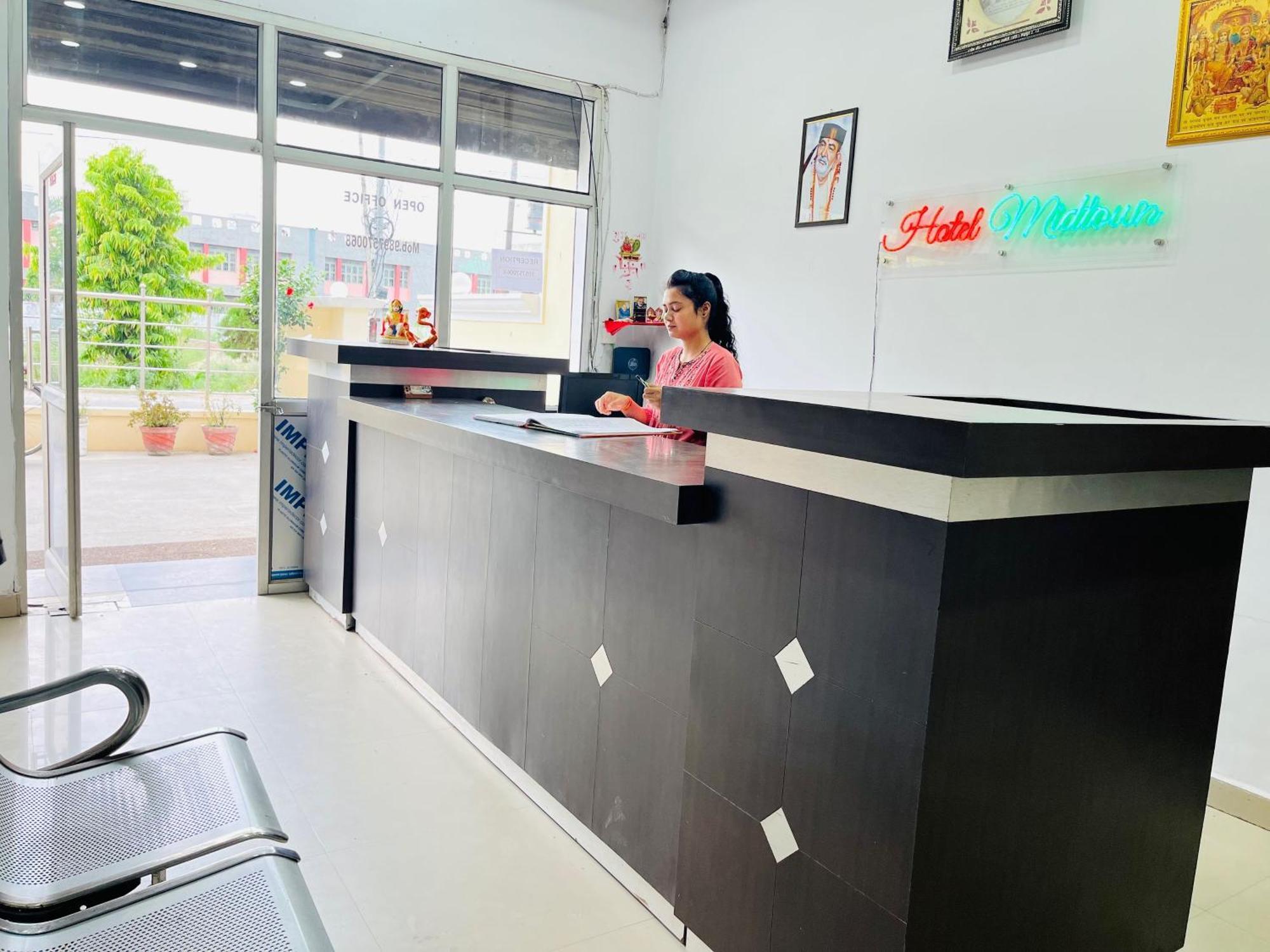 Hotel O Mid Town Ojus Tower Rudrapur المظهر الخارجي الصورة